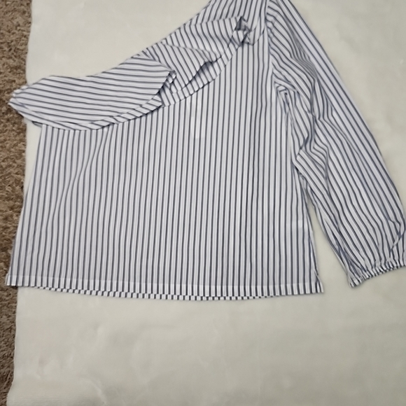 NEW wTag-Women’s J.CREW Blue/White Striped One-Shoulder Shirt Sz 8 - Picture 11 of 13